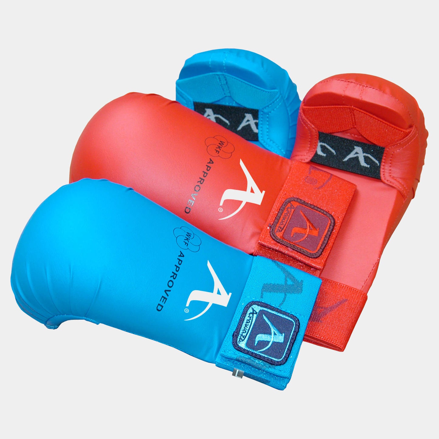 https://cdn.shopify.com/s/files/1/0821/0196/0982/files/fist-gear-wkf-approved-arawaza.jpg?v=1753295204