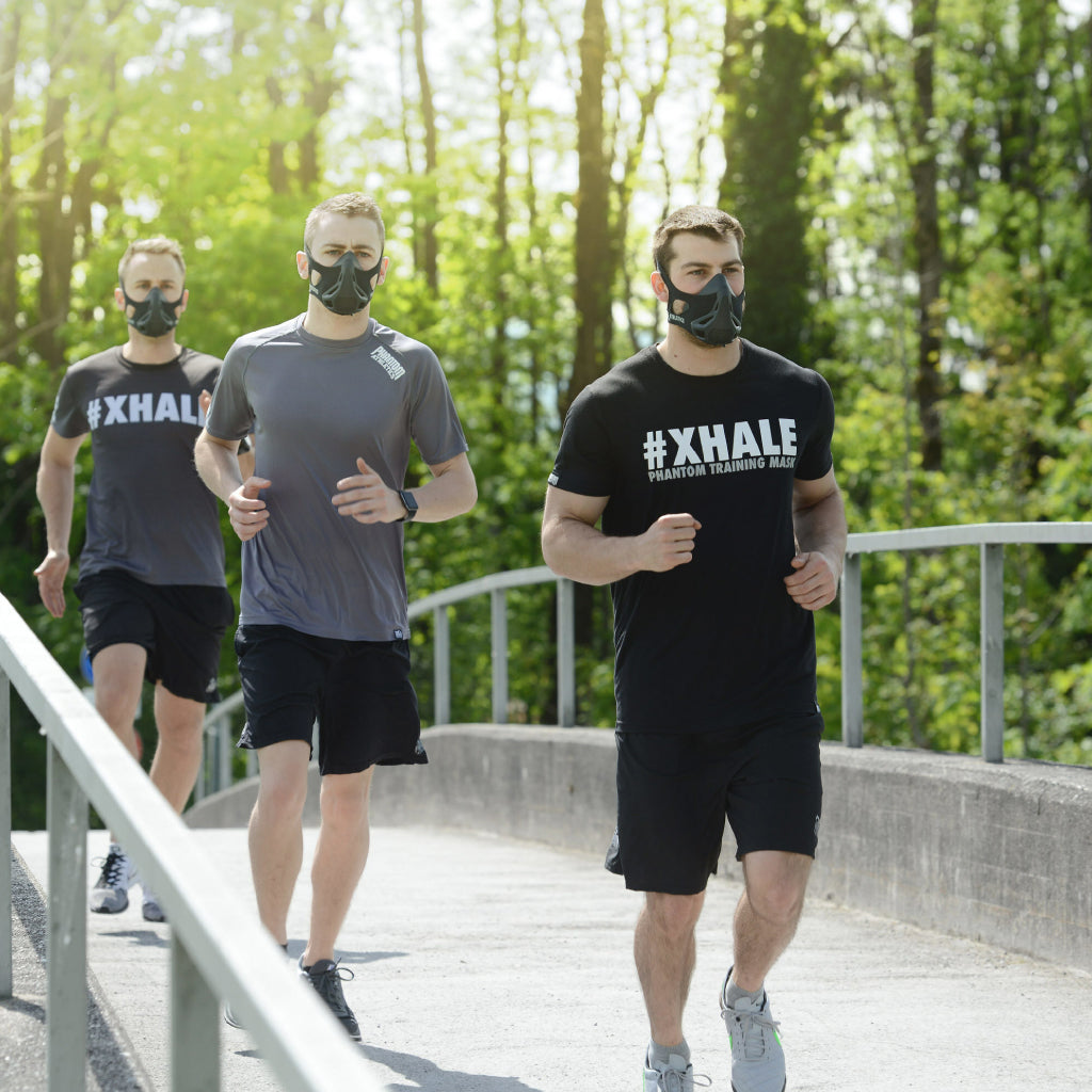 https://cdn.shopify.com/s/files/1/0821/0196/0982/files/phantom-athletics-training-mask-img-15.jpg?v=1693962531